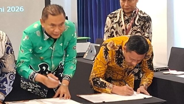 Bupati Tojo Una-Una, Ilham Lawidu, saat menghadiri dan menandatangani Berita Acara Verifikasi Penanganan Indikasi Pelanggaran Pemanfaatan Ruang (IPPR) di Kantor Kementerian ATR/BPN, Jakarta, Senin (8/6/2026).