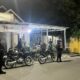 Kesiapan dan kehadiran personel Tim Patra Satbrimob Polda Sulawesi Tengah saat melaksanakan patroli keamanan rutin di salah satu titik kawasan Kota Palu pada Minggu (02/08/2026) dini hari. P
