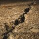 Ilustrasi gempa NTT rusak 21 RS dan 190 puskesmas. (Foto: Freepik)