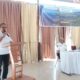 Sekretaris Daerah Kabupaten Tojo Una-Una, Alfian Matajeng, saat memberikan sambutan mewakili Bupati pada kegiatan Focus Group Discussion (FGD) Kajian Penetapan Garis Sempadan Danau Banano I, II, dan III, yang berlangsung di Marina Cottage, Kecamatan Ratolindo, Kabupaten Tojo Una-Una, Rabu (2/9/2026).