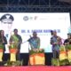 Gubernur Sulawesi Tengah Dr. H. Anwar Hafid, M.Si., didampingi Bupati Tojo Una-Una Ilham Lawidu, Wakil Bupati Surya, Ketua DPRD Gusnar A. Sulaeman, dan unsur Forkopimda melakukan pemukulan gong secara bersama-sama sebagai tanda resmi dibukanya Festival Budaya Bakulupi 2026 di Lapangan Sepak Bola Kelurahan Bailo Baru, Kecamatan Ampana Kota, Sabtu (12/9/2026) malam.