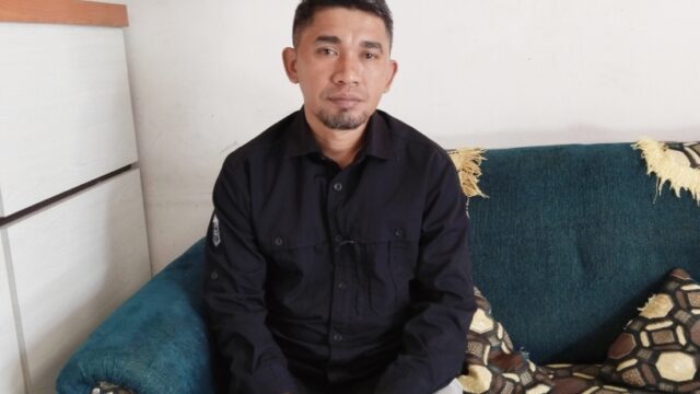 Ketua KPU Kabupaten Tojo Una-Una, Ahdin L Nondo, saat menjelaskan pelaksanaan Coklit Terbatas Triwulan III tahun 2026, Rabu (16/9/2026).
