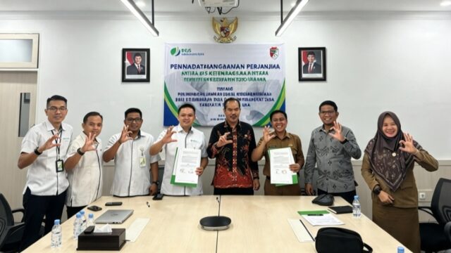 Penandatanganan Perjanjian Kerja Sama antara BPJS Ketenagakerjaan dengan Pemerintah Kabupaten Tojo Una-Una di Ruang Rapat Pimpinan Wilayah BPJS Ketenagakerjaan Palu, Senin (28/9/2026).