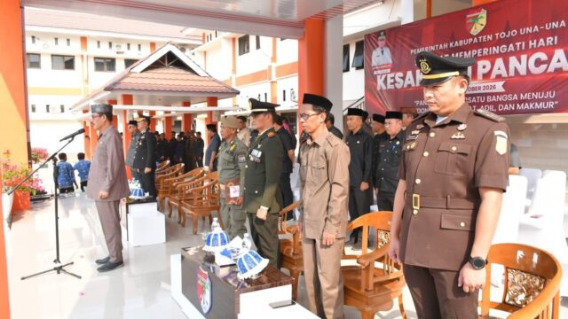 Suasana khidmat pelaksanaan Upacara Peringatan Hari Kesaktian Pancasila Tahun 2026 di halaman Kantor Bupati Tojo Una-Una, Kamis (1/10/2026).