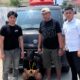 Terduga pelaku pencurian kendaraan bermotor didampingi tim penyidik URC Resmob Polda Sulteng bersama barang bukti mobil Daihatsu Gran Max yang berhasil diamankan, Selasa (20/10/2026).