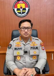Kabidhumas Polda Sulawesi Tengah, Kombes Pol Achmad Muhaimin, memberikan keterangan pers terkait upaya penindakan dugaan penyalahgunaan BBM bersubsidi di wilayah Sulteng, Minggu (18/10/2026).